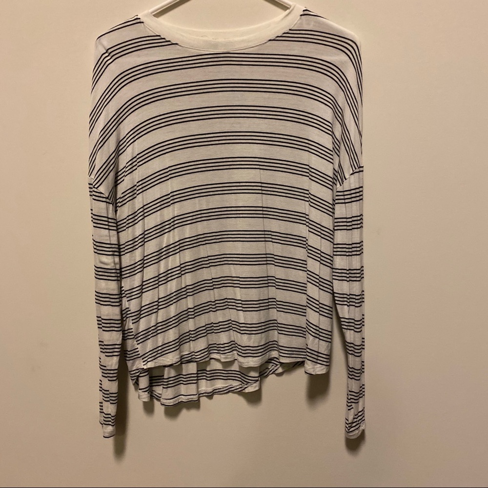 Longsleeve Basic Tee